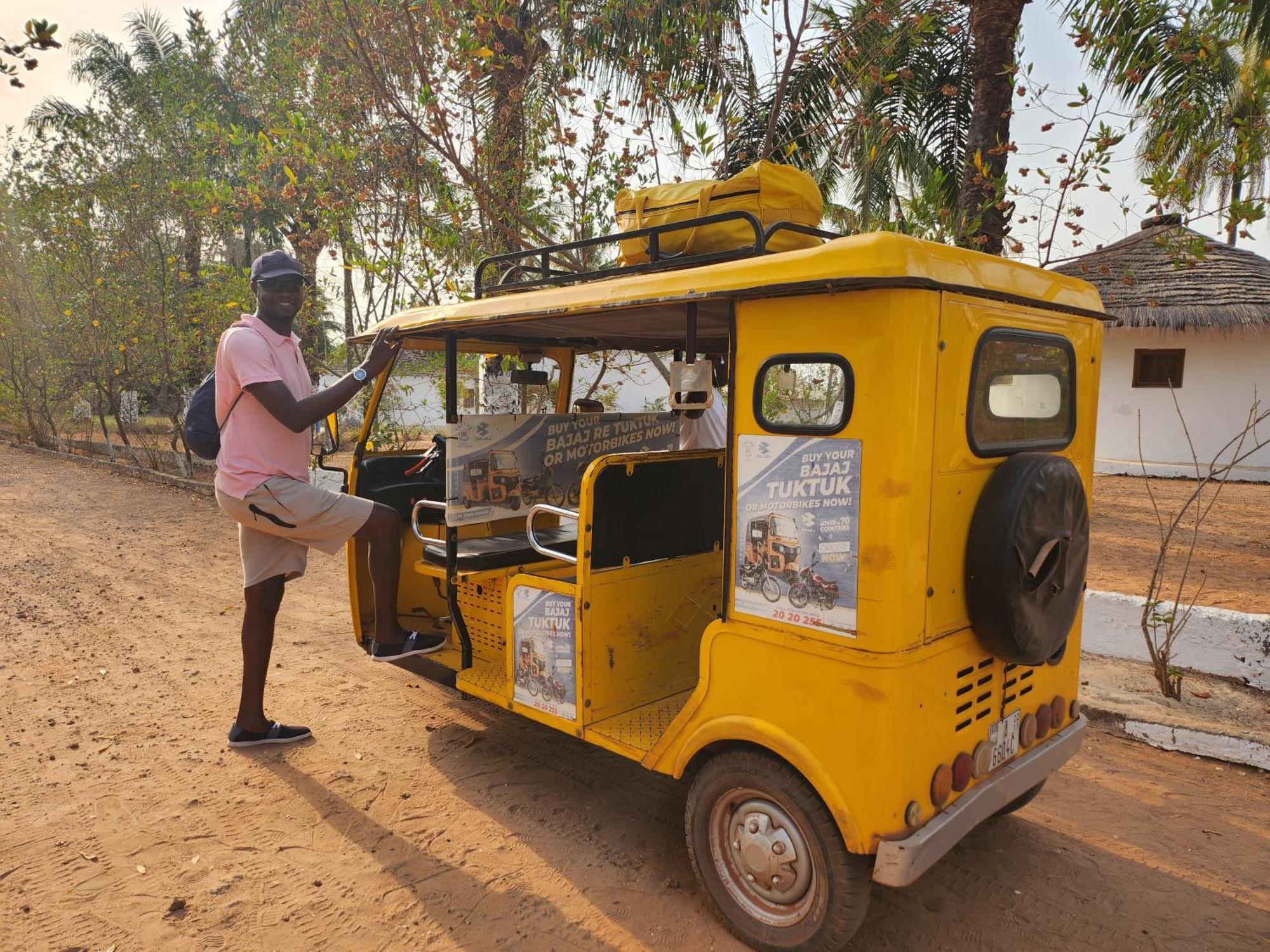 Pombo Kunda Sanyang Exterior foto